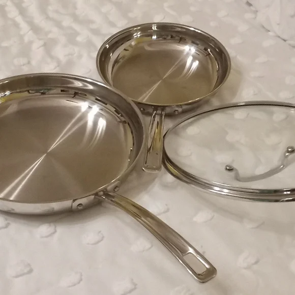 Cookware - Picture 2 of 3